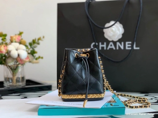 HyperPeter WITH CHAIN BUCKET CHANEL SMALL 0812